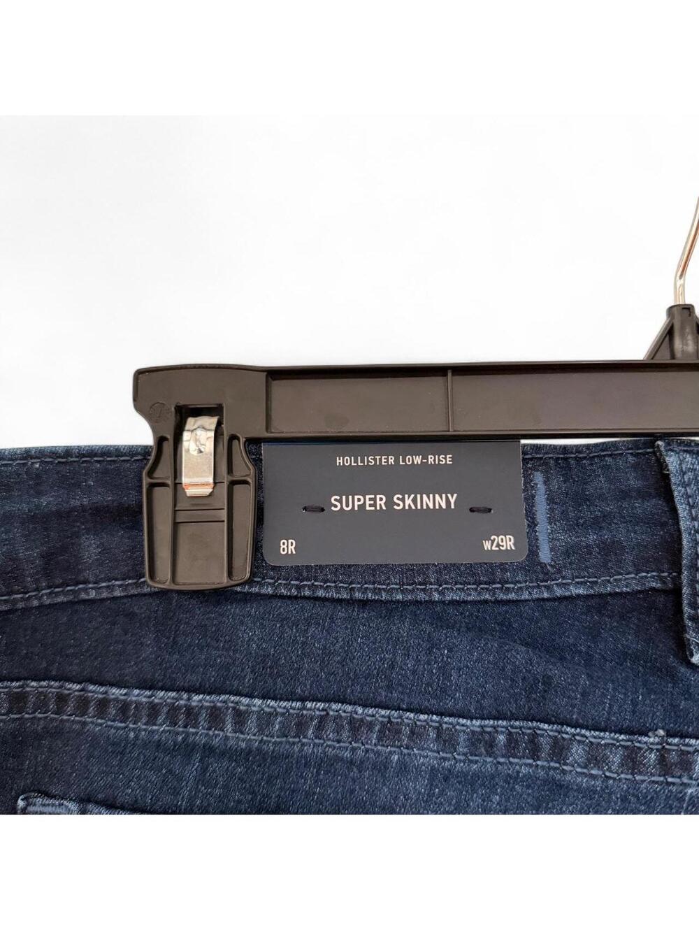 Hollister Super Skinny Low-Rise Jeans - Picture 4 of 5